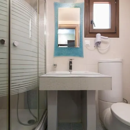 Simon Prive Apartahotel 4*