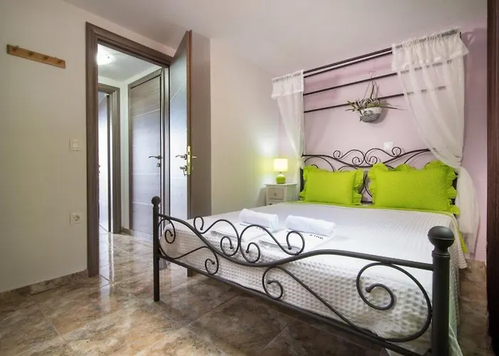Simon Prive 4*